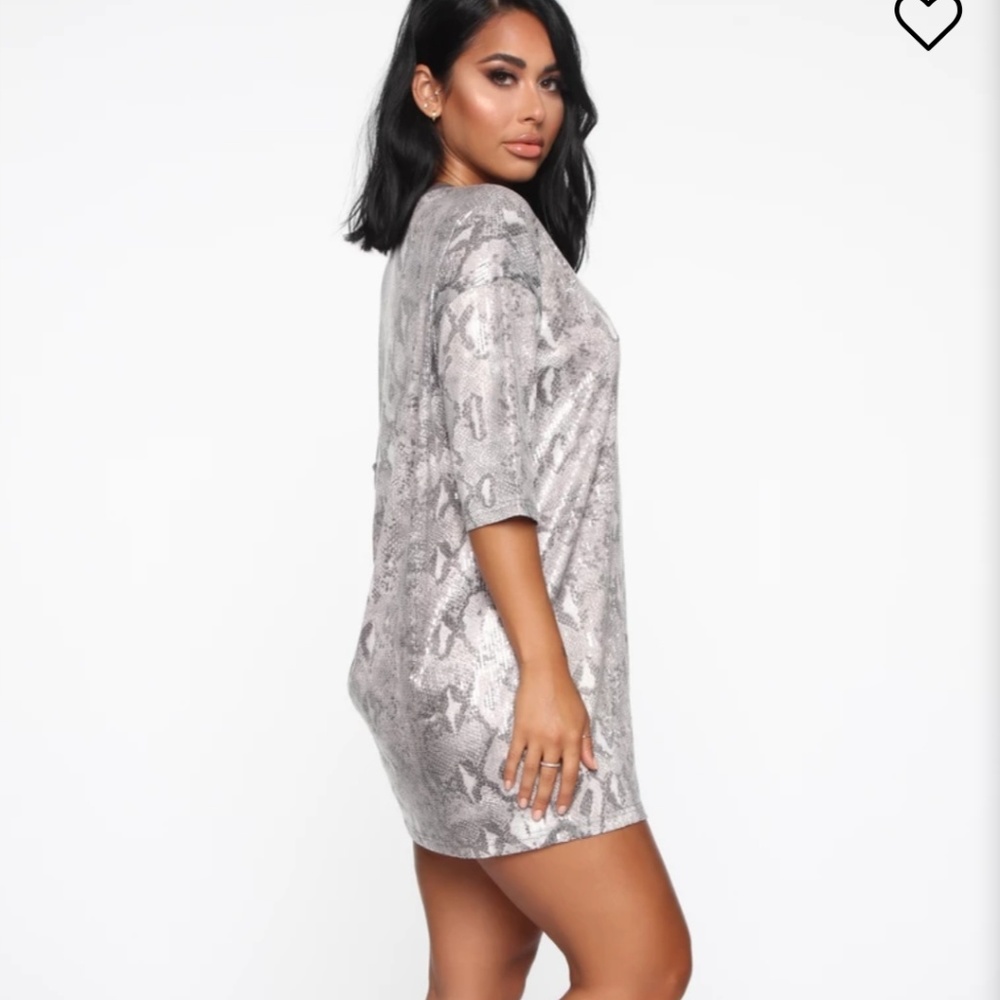 Nwt fashion nova t shirt dress